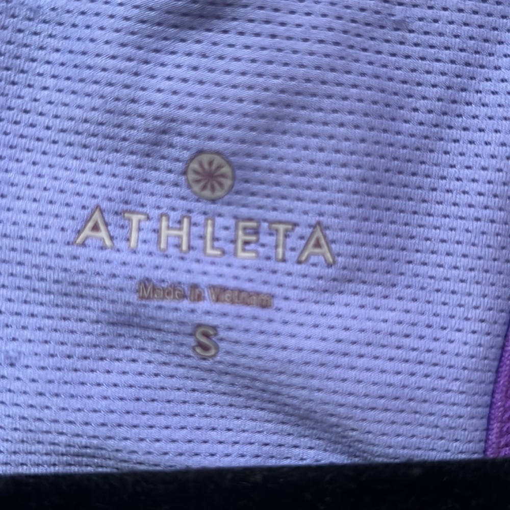 Athleta Active Wear Tank - Picture 2 of 3